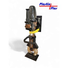 Vertical mounting bracket for Lightweight Rescue Series Cutter (LRC)